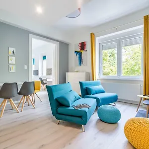 Bpr Color Fusion With A/c Apartamento Budapest